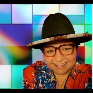 Meet your Posher, Rae